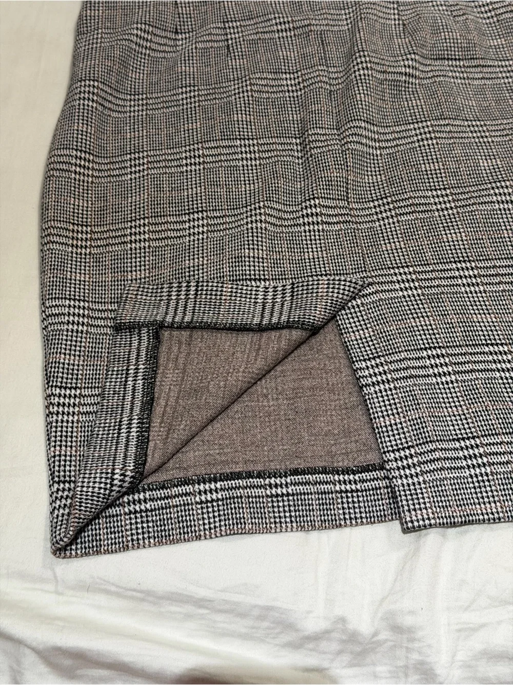 Amanda & Chelsea Black and White Glen Plaid Pencil Skirt